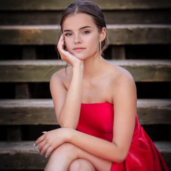 Meet your Posher, Marianne - Picture 1 of 1